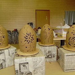 ランプシェード彫り作品（完成前）のイメージ